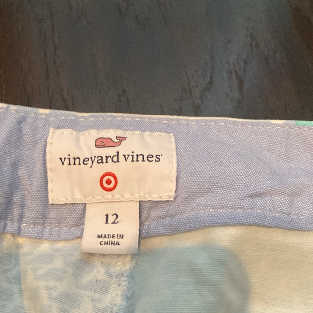 Euc Vineyard Vines Patchwork Shorts - image 2